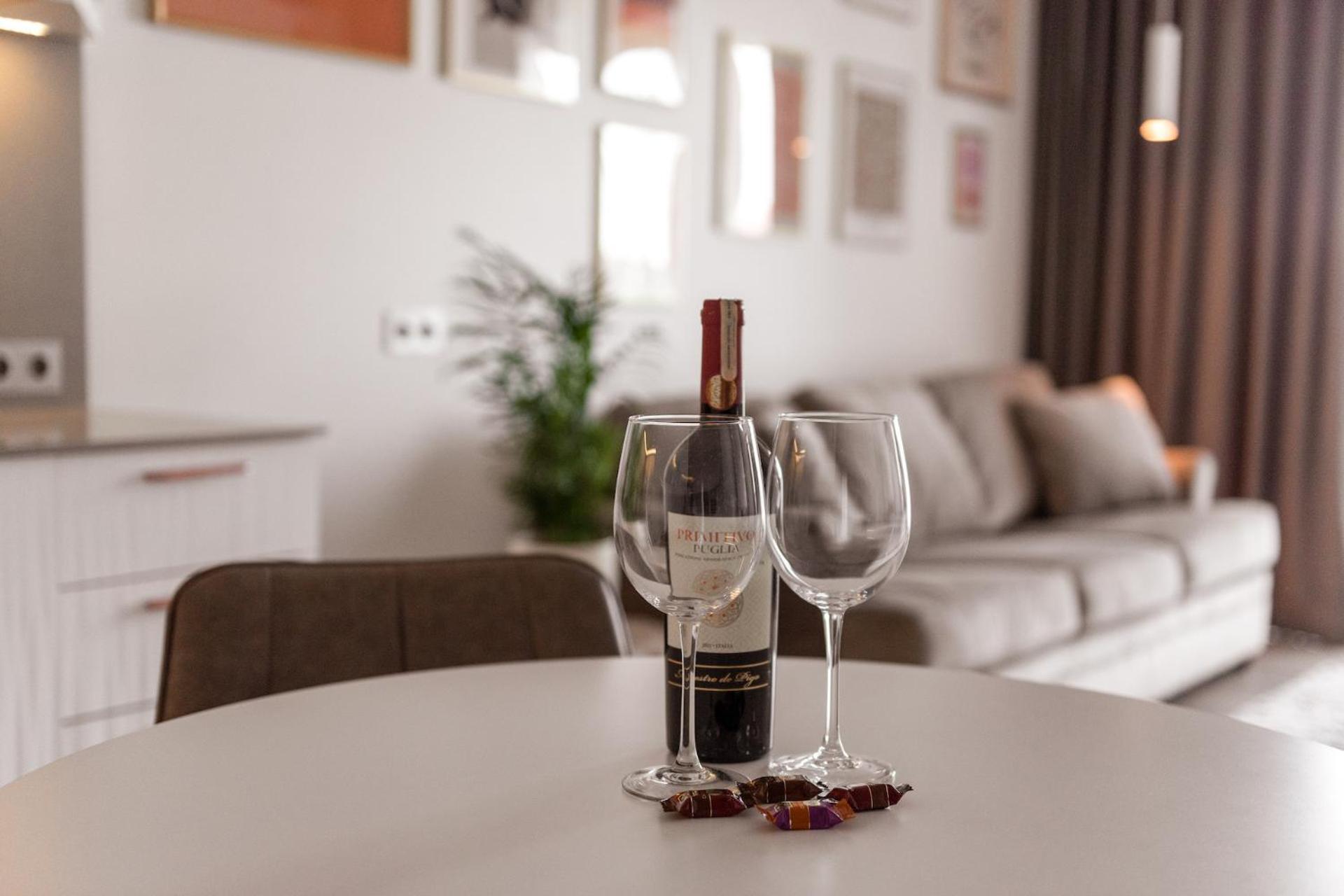 Bright Kaunas Apartment With Castle View Zewnętrze zdjęcie
